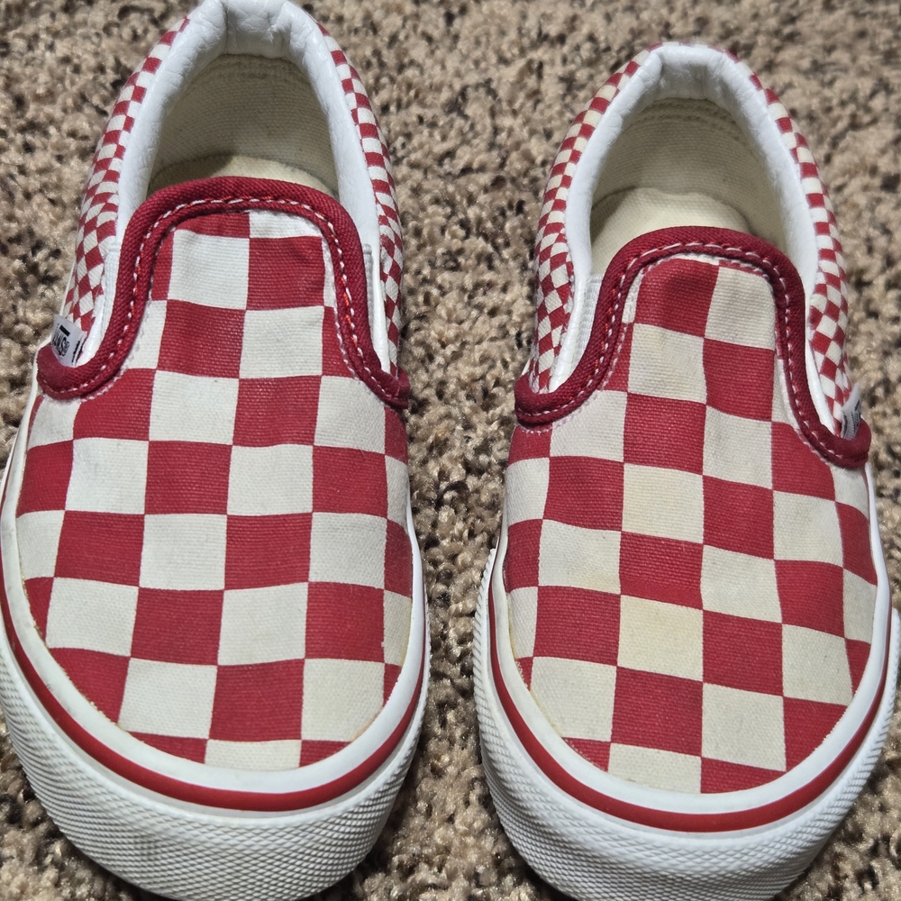 *Size 10.5* Vans* Kids Red and White Checkered Shoes*